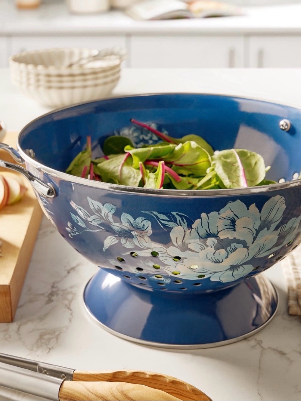 Pioneer Woman Delilah Navy Floral Enamel Colander